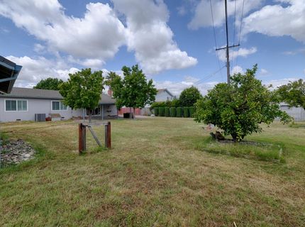6324 Matterhorn Dr, Sacramento, CA 95842 Photo