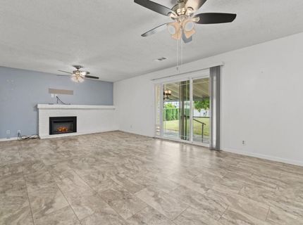 6324 Matterhorn Dr, Sacramento, CA 95842 Photo