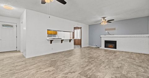 6324 Matterhorn Dr, Sacramento, CA 95842 Photo