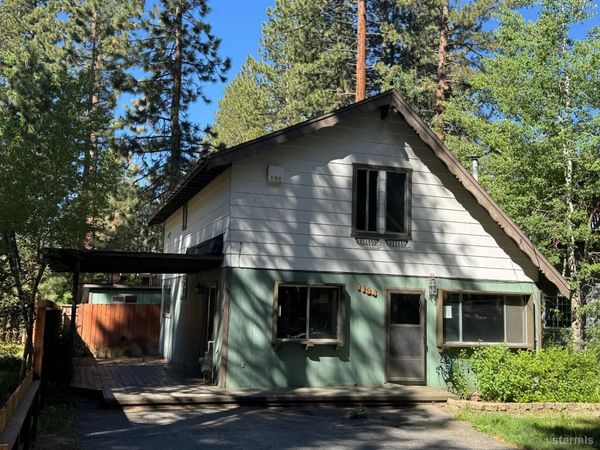 1184 Stockton Avenue, South Lake Tahoe, CA 96150