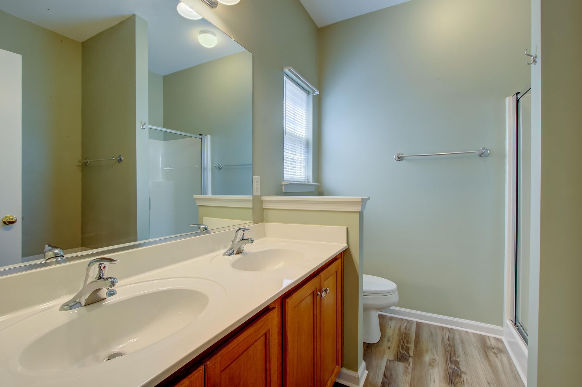 2815 Summertrees Boulevard Photo 11