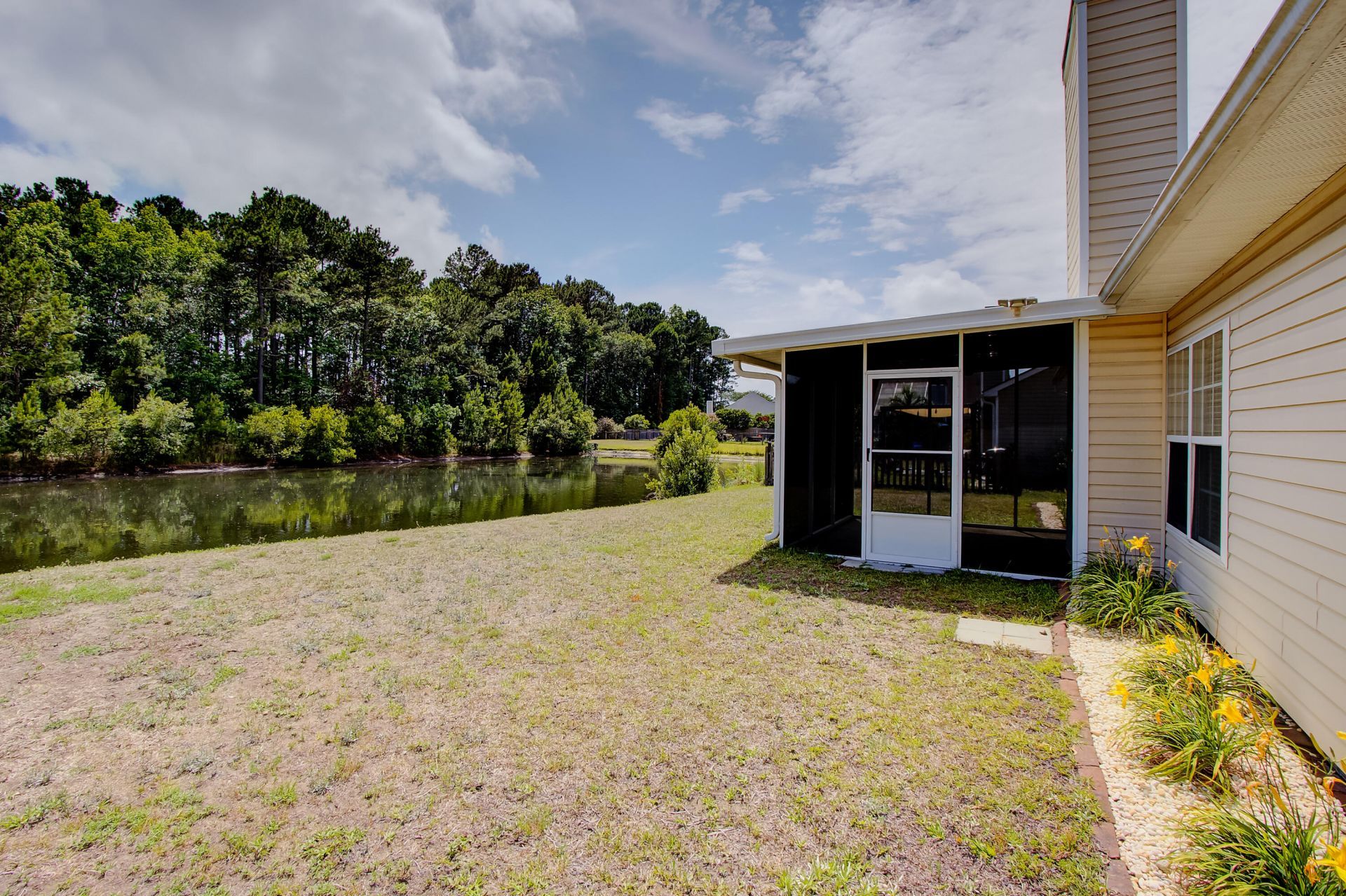 2815 Summertrees Boulevard Photo 18