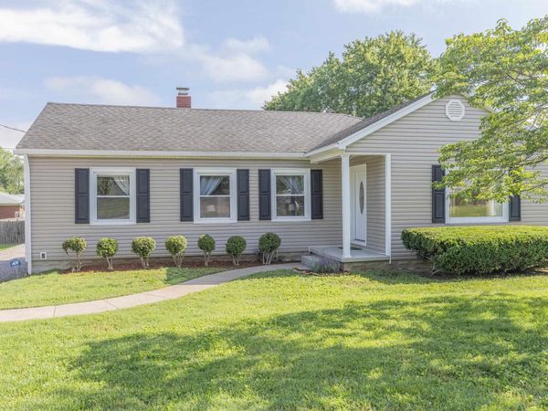 10100 State Road 662 Road, Newburgh, IN 47630
