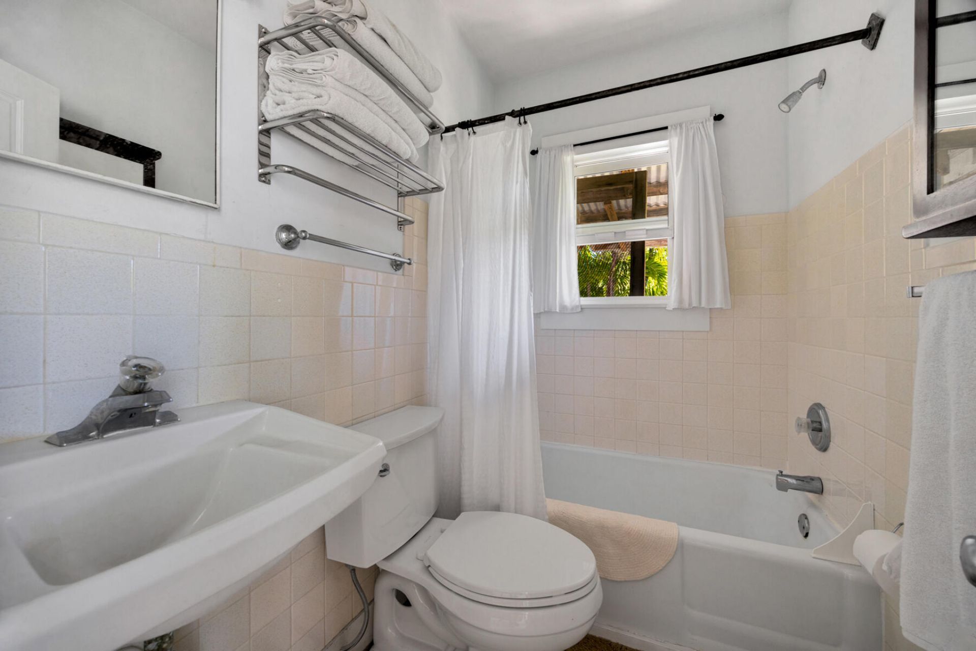 1911 Seidenberg Avenue, Key West, FL 33040 Photo
