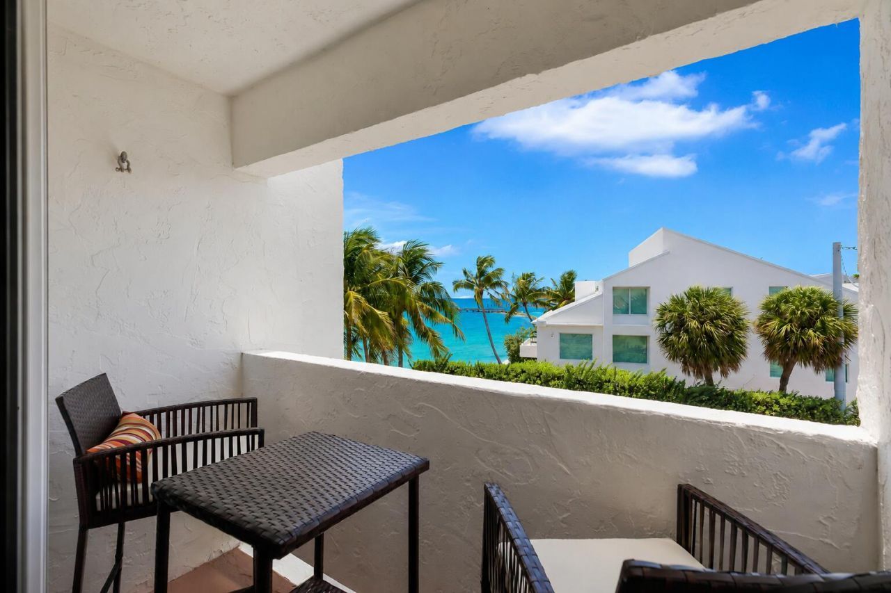 601 W Ocean Drive, Unit 316-D, Key Colony, FL 33051 Photo