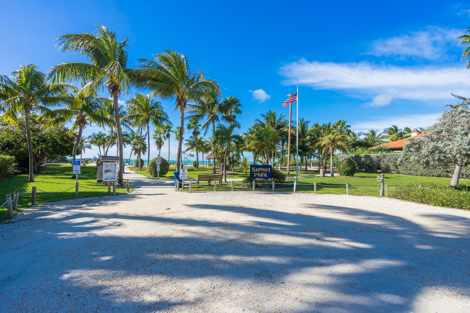 601 W Ocean Drive, Unit 316-D, Key Colony, FL 33051 Photo