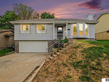 6318 N 109 Circle , Omaha, NE 68164