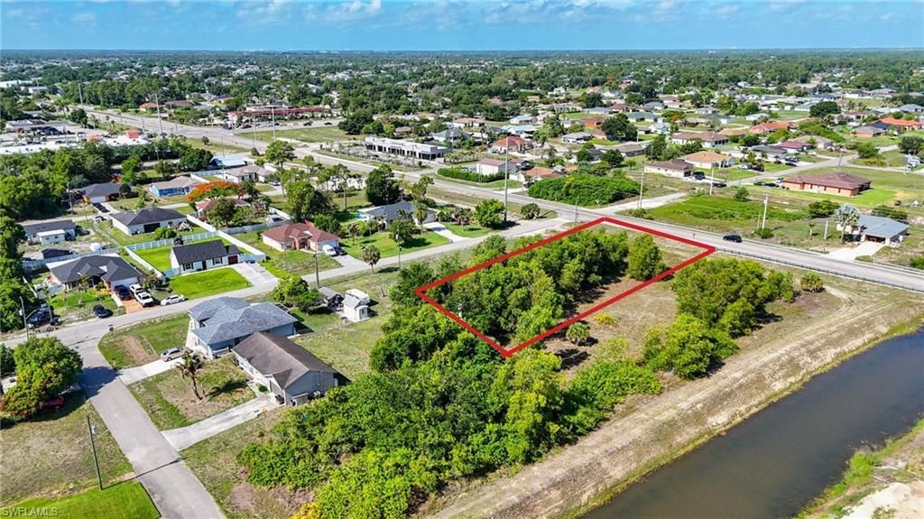 702 Gunnery Rd N, Lehigh Acres, FL 33971 Photo