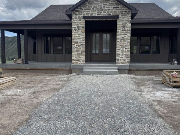 3925 Utah Dr, Inkom, ID 83245