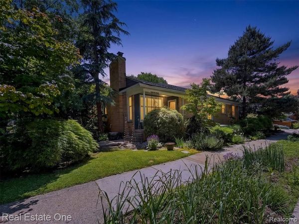 1431 Marywood Drive, Royal Oak, MI 48067