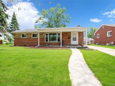 3822 Rome Avenue, Warren, MI 48091