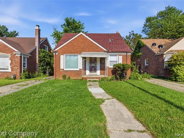18246 Ashton Avenue, Detroit, MI 48219