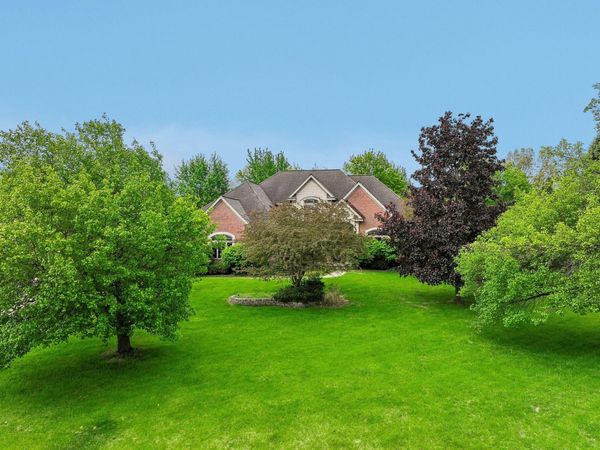 1819 Brookview Drive, Saline, MI 48176