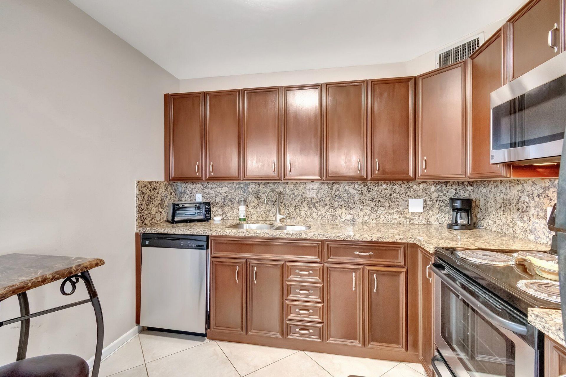 4049 Wolverton C, Boca Raton, FL 33434 Photo