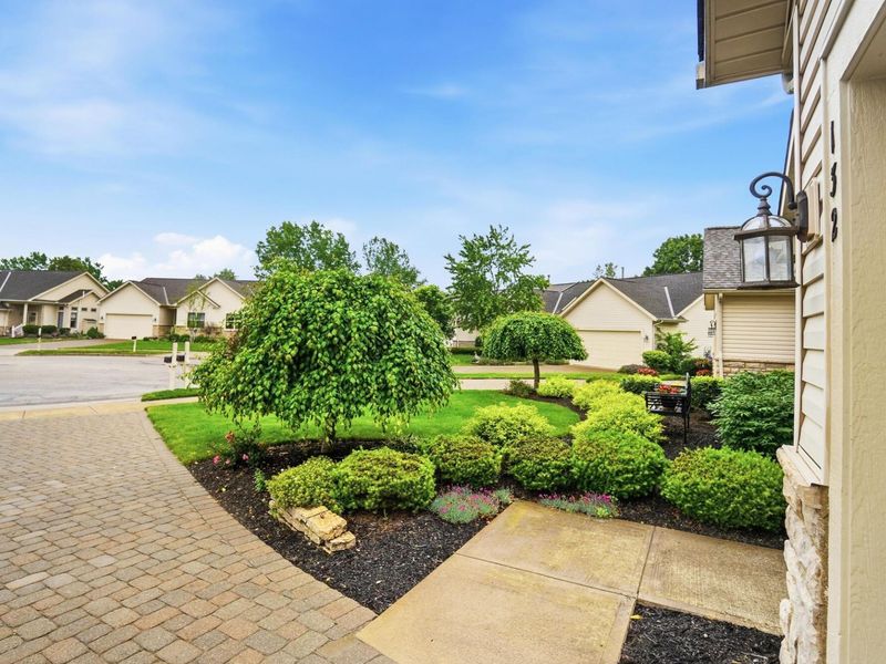 132 Braddington Court, Delaware, OH 43015 Photo 6