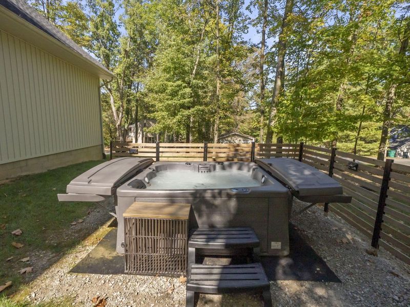 512 Greenacre Circle , Howard, OH 43028 Photo 42