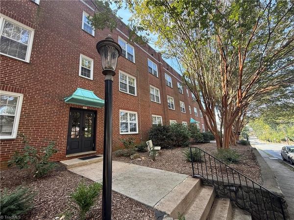 1310 Glade Street , Unit 29, Winston-Salem, NC 27101