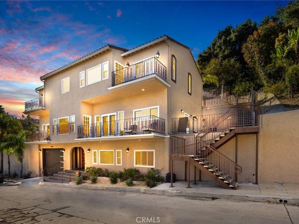 15330 Del Gado, Sherman Oaks, CA 91403