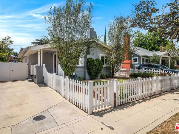 313 N Norton Avenue, Los Angeles, CA 90004