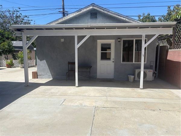 3616 W Victory, Burbank, CA 91505