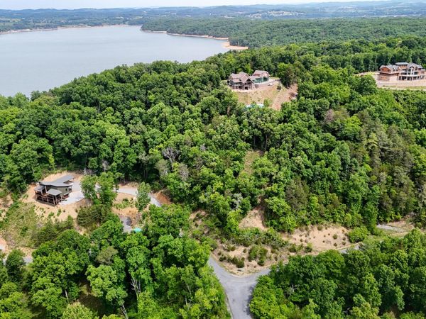 78 Stone Bridge Drive , Unit 78, Dandridge, TN 37725