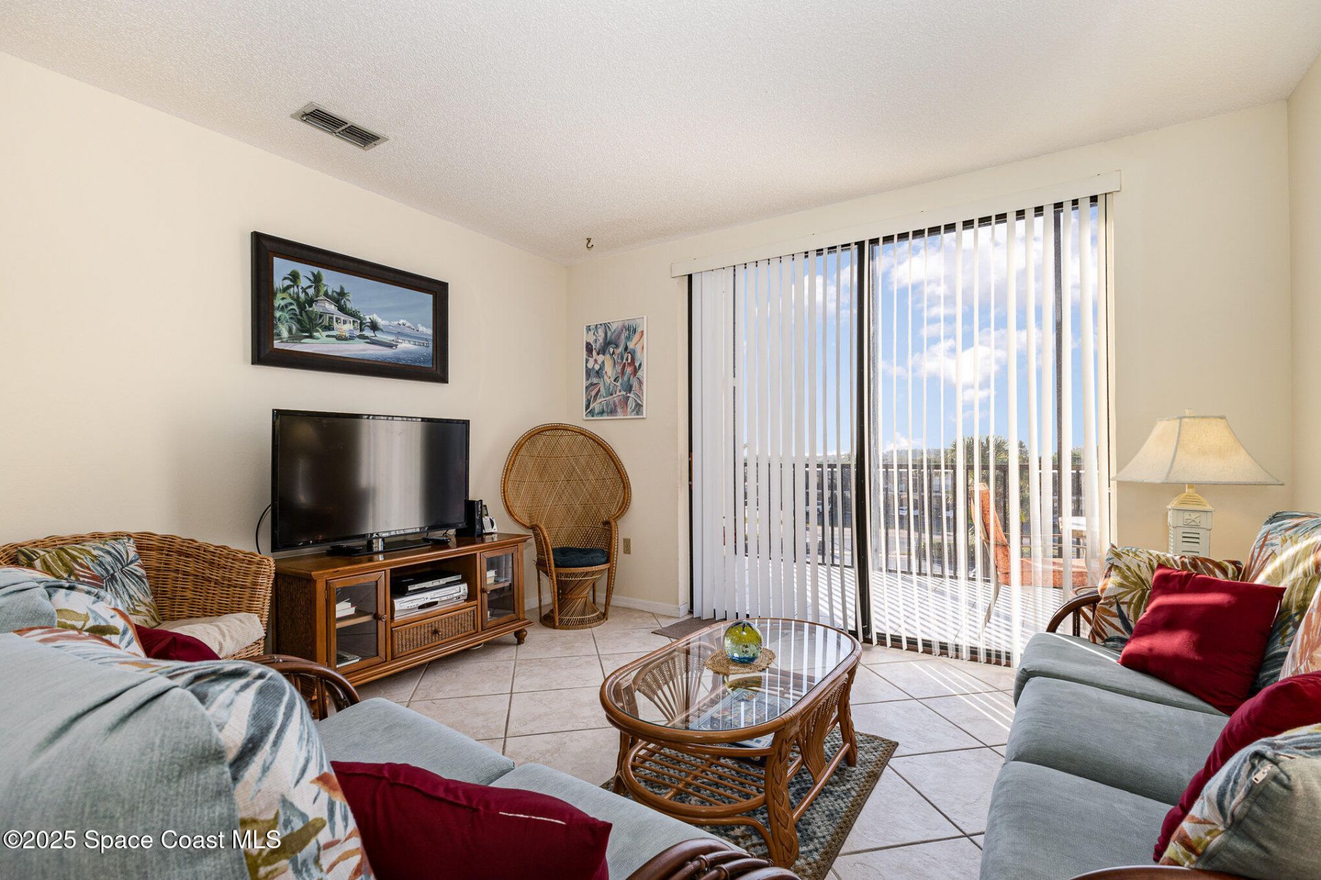 333 N Atlantic Avenue, Unit 305, Cocoa Beach, FL 32931 Photo