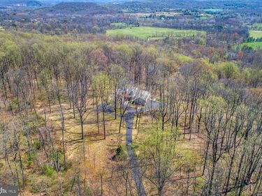 20 SOLEBURY MOUNTAIN ROAD, NEW HOPE, PA 18938