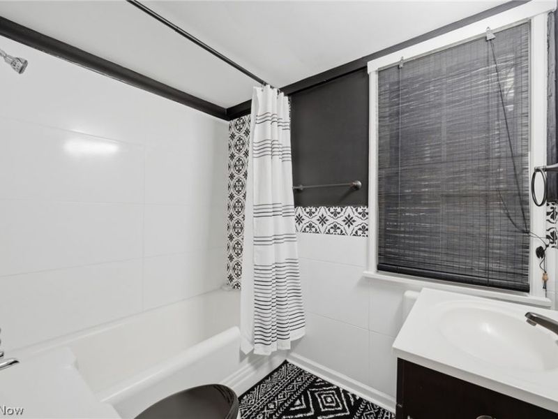 13500 Shaker Boulevard , Unit 203, Cleveland, OH 44120 Photo 6