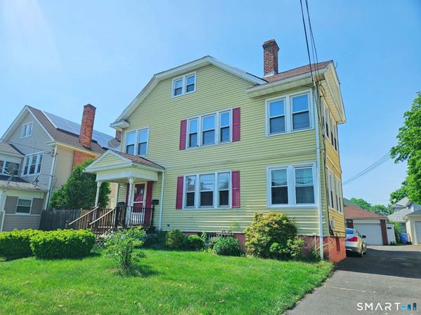 102-104 Mapleton, Hartford, CT 06114