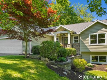 3599 11 Mile Road NE, Rockford, MI 49341