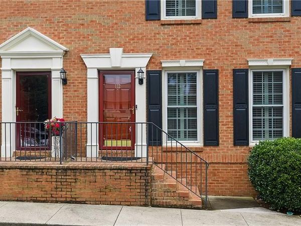 112 Mount Vernon Circle , Atlanta, GA 30338