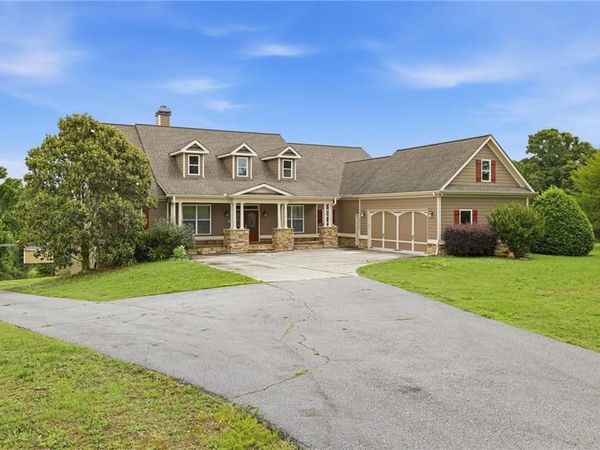1173 Dee Kennedy Road , Auburn, GA 30011