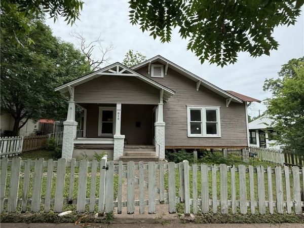 816 N 2nd Street , Temple, TX 76501