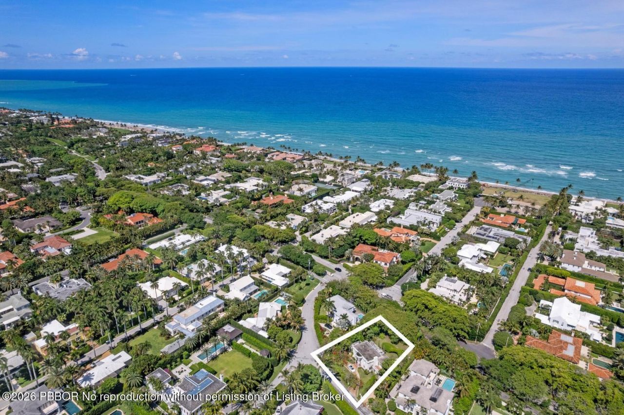 357 Crescent Drive, Palm Beach, FL 33480 Photo