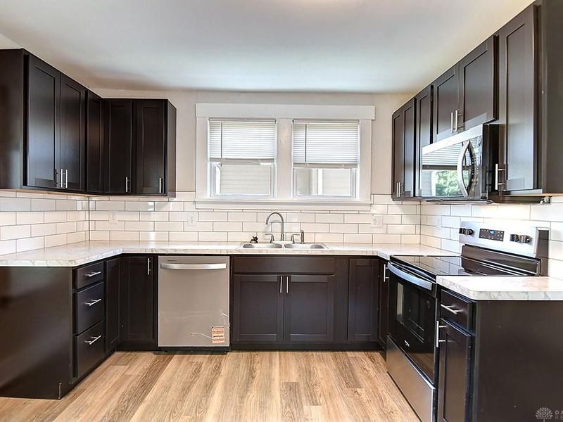 325 Moore Street, Middletown, OH 45044 Photo 9