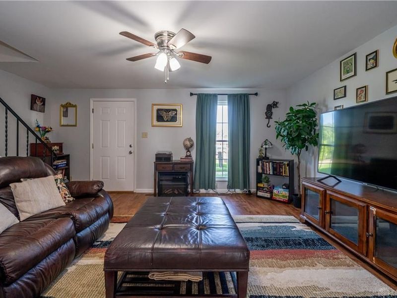 1010 Stoneybrook Trail, Fairborn, OH 45324 Photo 5