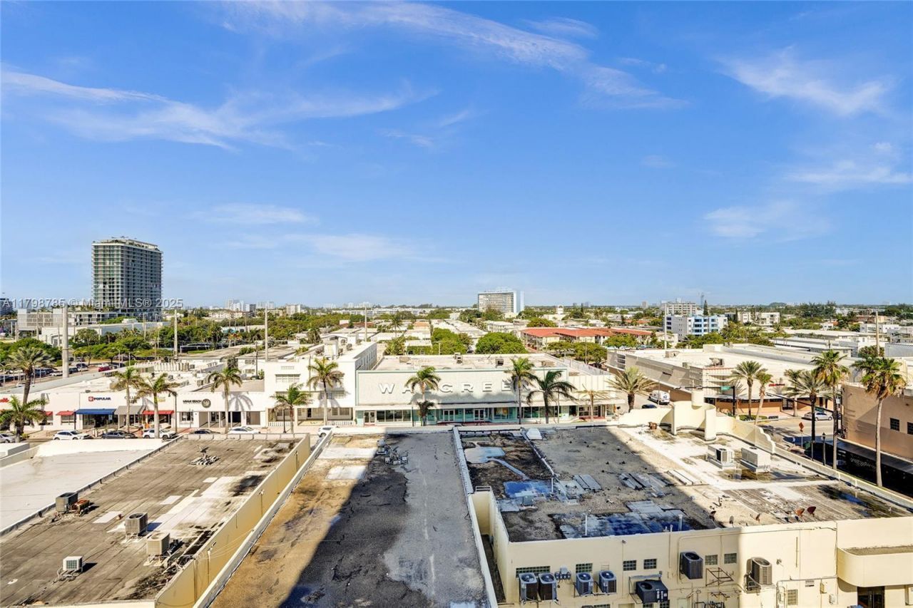 7330 Ocean Ter , Unit 8-C, Miami Beach, FL 33141 Photo