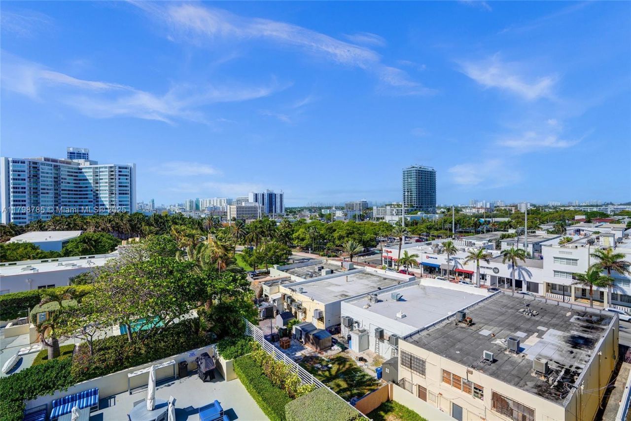 7330 Ocean Ter , Unit 8-C, Miami Beach, FL 33141 Photo