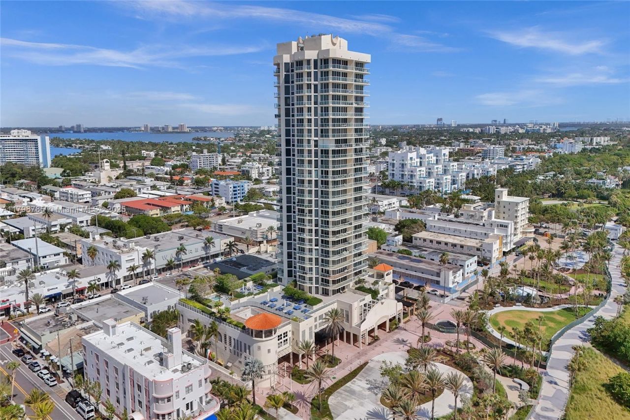 7330 Ocean Ter , Unit 8-C, Miami Beach, FL 33141 Photo