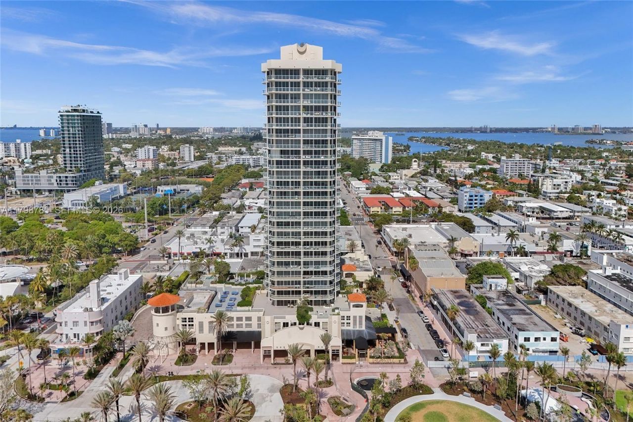 7330 Ocean Ter, Unit 8-C, Miami Beach, FL 33141 Photo