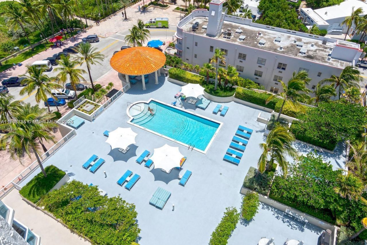 7330 Ocean Ter , Unit 8-C, Miami Beach, FL 33141 Photo
