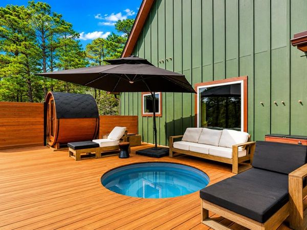 122 Mokolii CT, Bastrop, TX 78602
