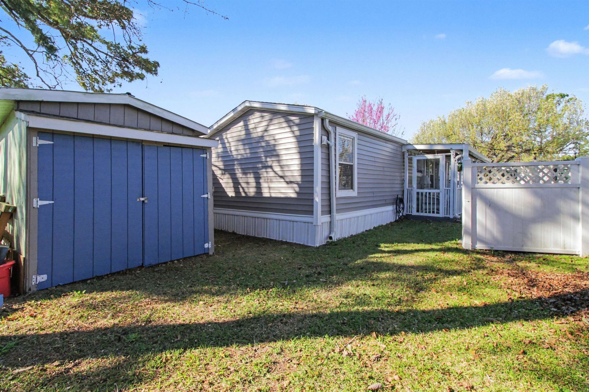 930 Foxfire Dr.  Photo 21