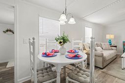 930 Foxfire Dr.  photo 4