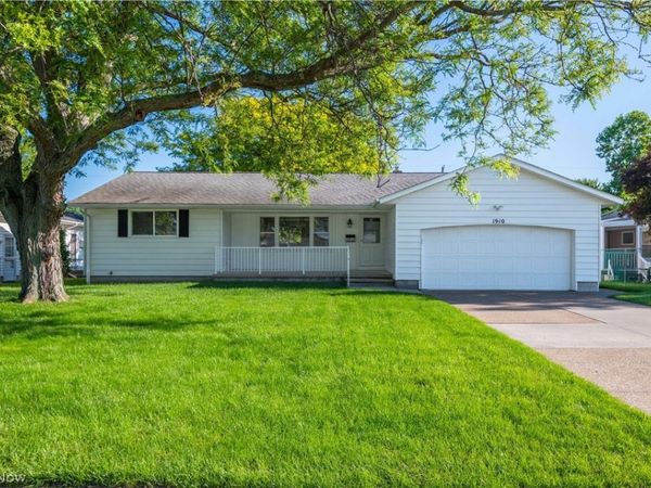 1910 W 37th Street , Lorain, OH 44053