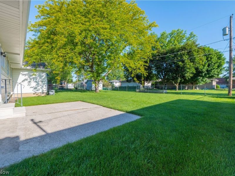 1910 W 37th Street , Lorain, OH 44053 Photo 32