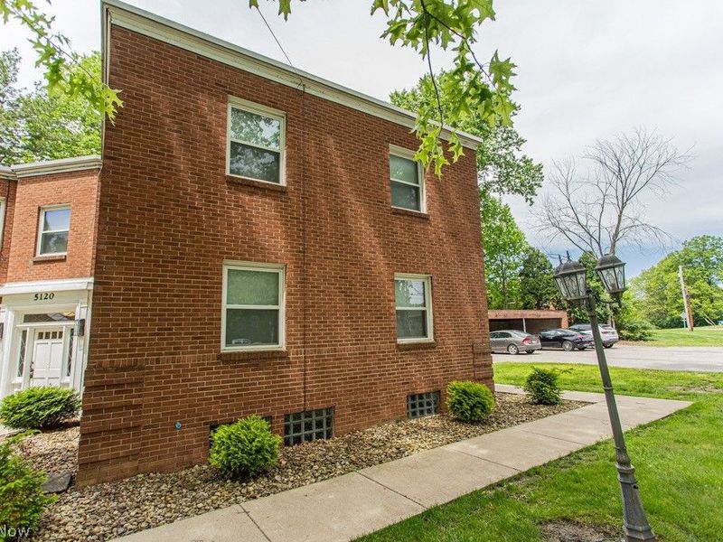5120 Glenwood Avenue , Youngstown, OH 44512 Photo 3