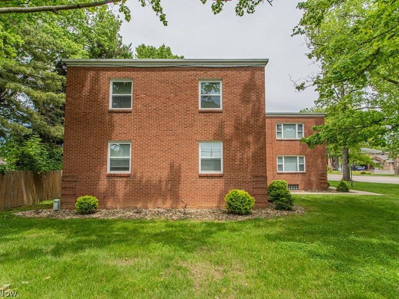 5120 Glenwood Avenue , Youngstown, OH 44512 Photo 5