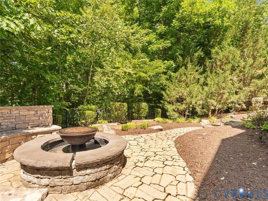 Property Image 95