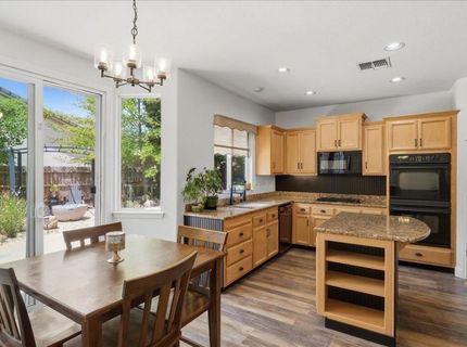 6070 Orchard View Dr, Elk Grove, CA 95757 Photo